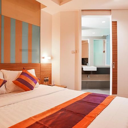 Studio Asoke Bangkok Dış mekan fotoğraf
