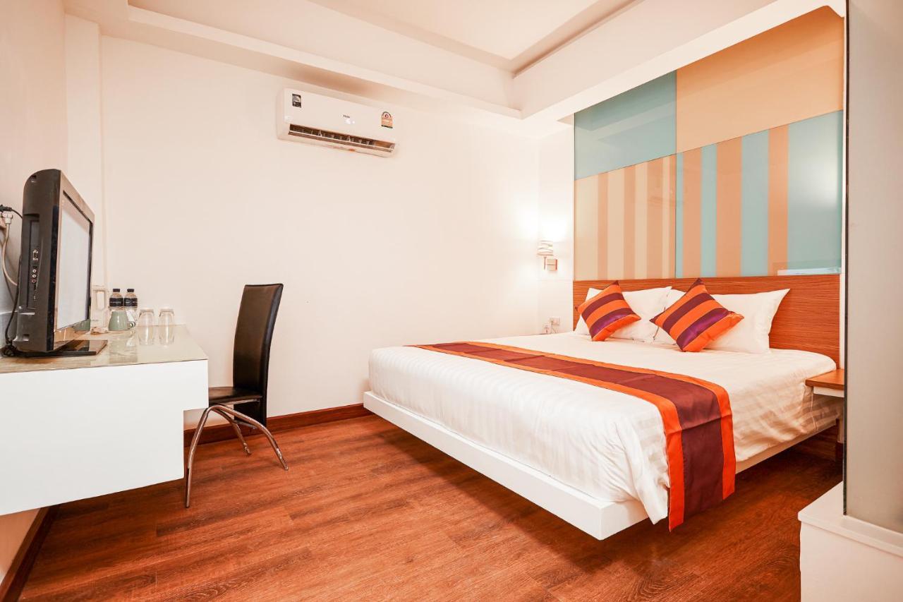 Studio Asoke Bangkok Dış mekan fotoğraf
