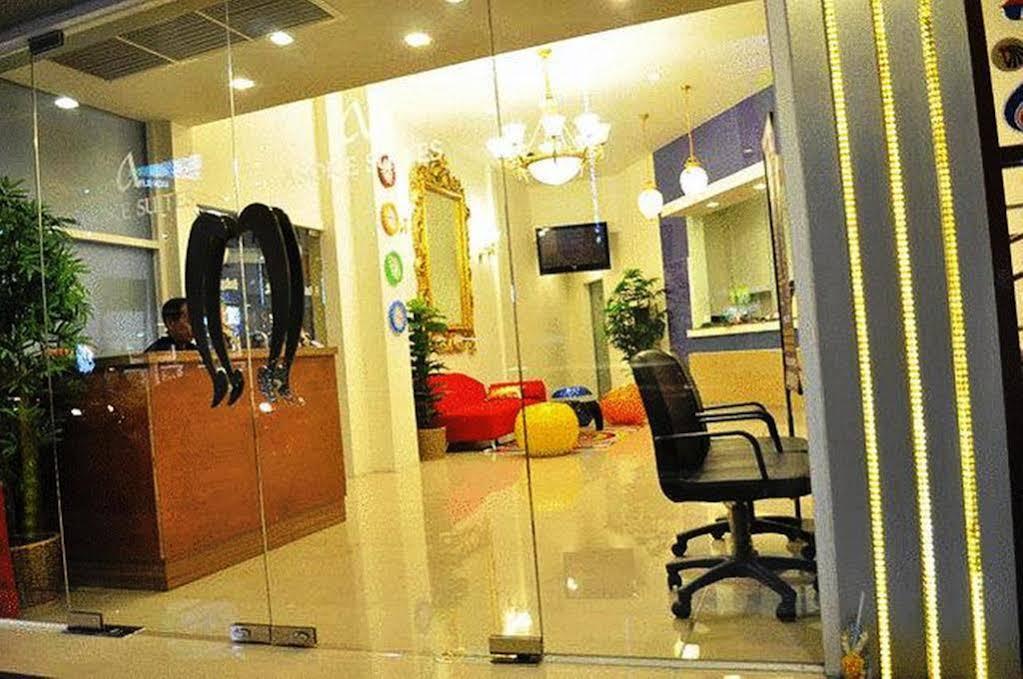 Studio Asoke Bangkok Dış mekan fotoğraf