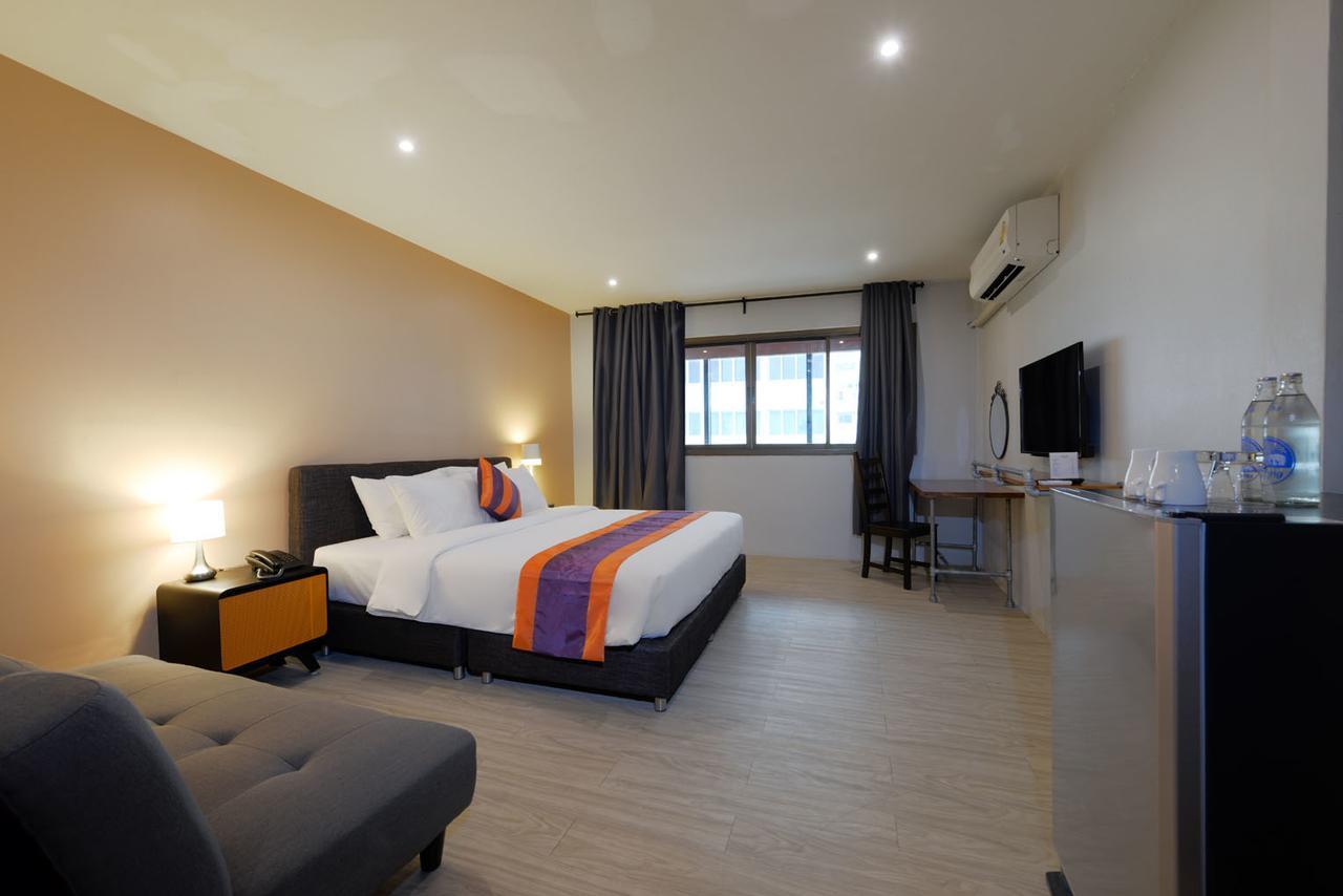Studio Asoke Bangkok Dış mekan fotoğraf